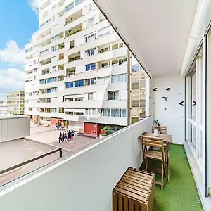 https://chez-anatole-charmant-4-personnes-gratte-ciel.hotels-rhonealpes.com